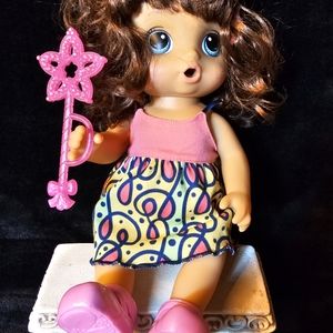 2016 Baby Alive talking Sara Brunette Doll